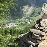 vue de la plaine de Bessans depuis la montée à Tierce